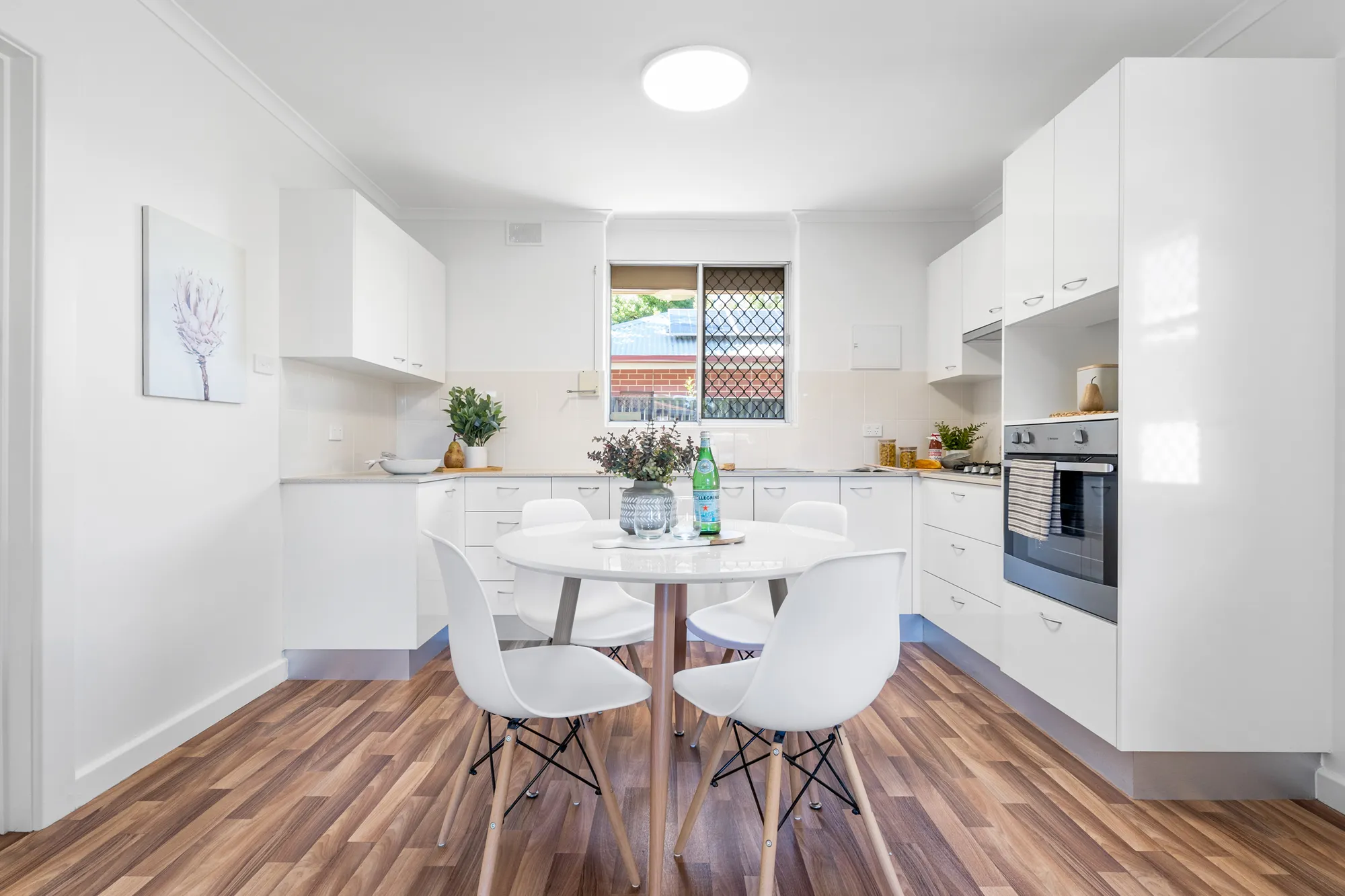 Retirement_Living_Payneham_Southern_Cross_Care_open_kitchen2