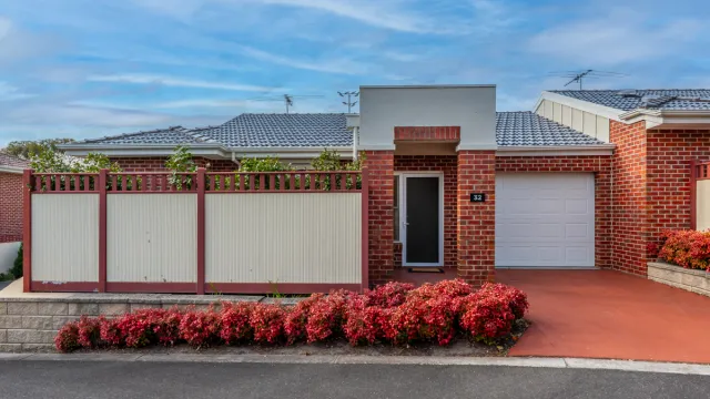 Front Entry To Villa 32 Bedford Heights Retirement Estate