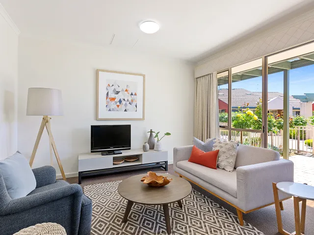 Retirement-Living-Southern-Cross-Care-Mornington_150-Tyabb_Rd-Apartment-208-Living-Room-02