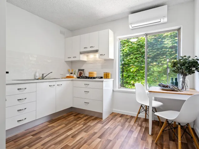 Kingswood_u9_kitchen1