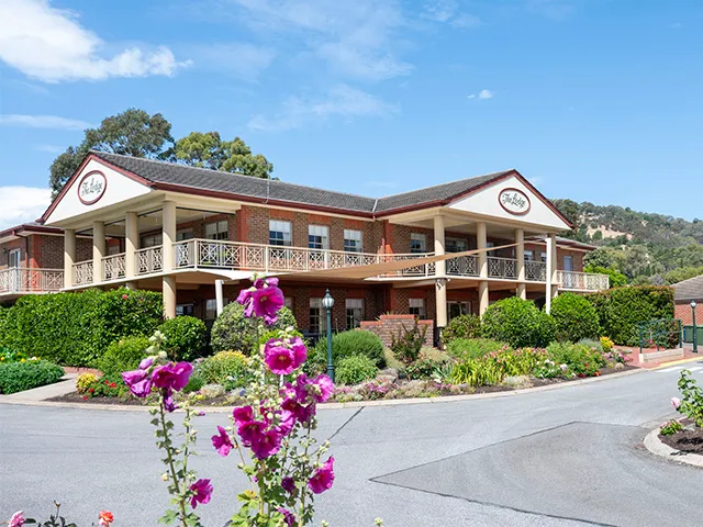 Front View Of Glen Woodley Serviced Apartments 640x480