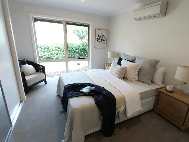 Mornington unit 47 bedroom