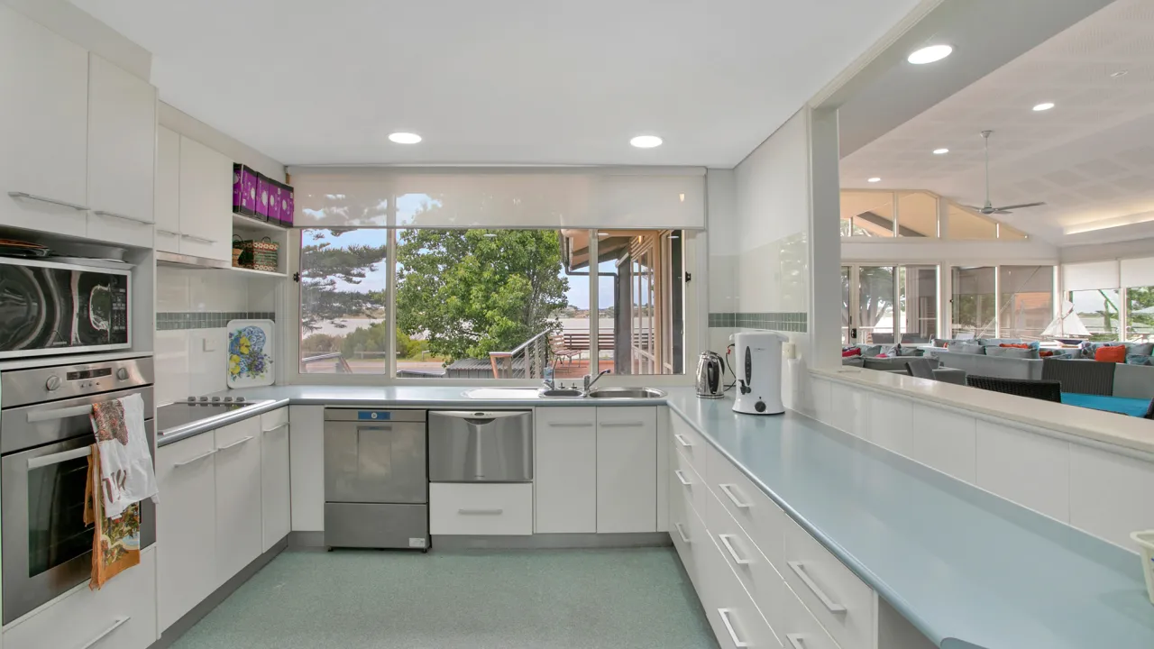 Absolute waterfront location