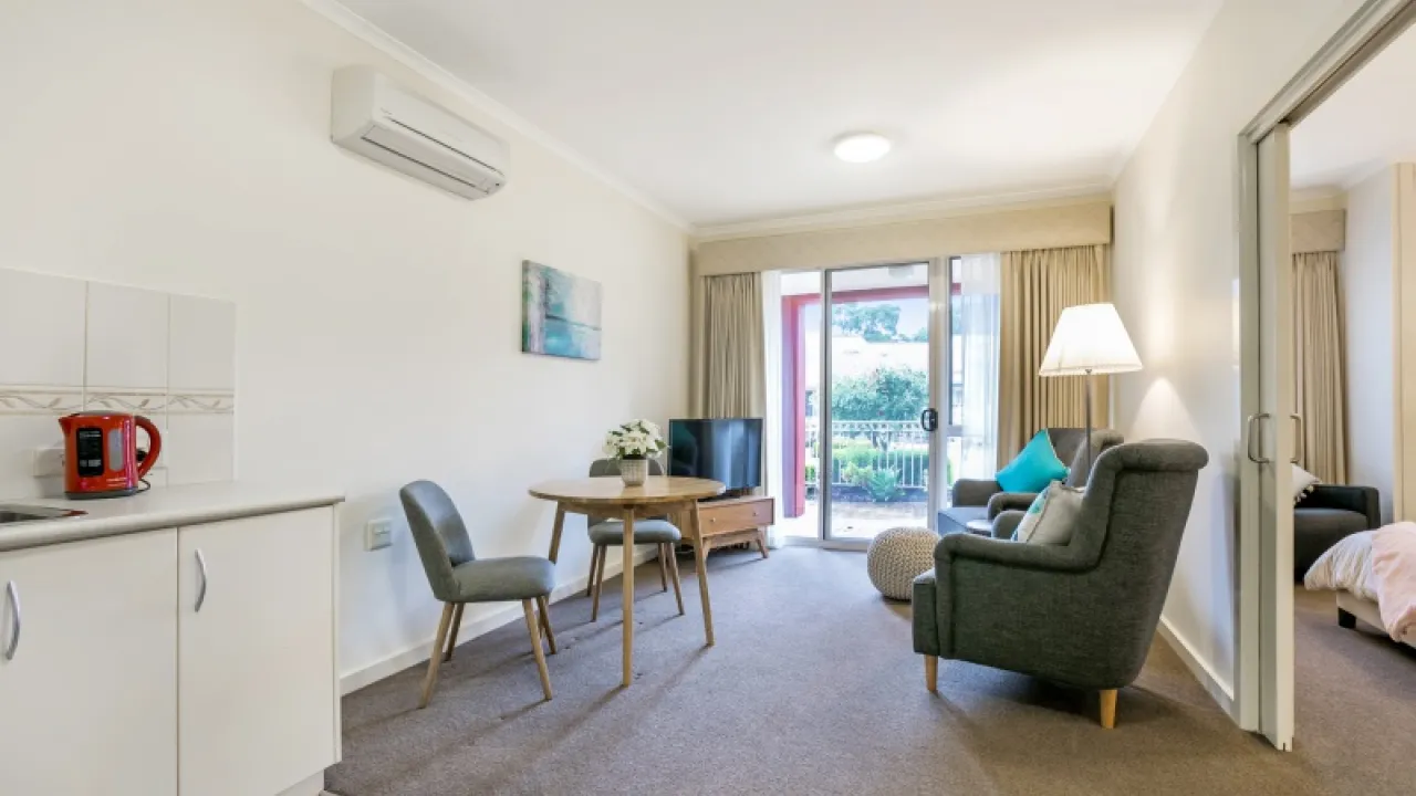 Serviced apartment