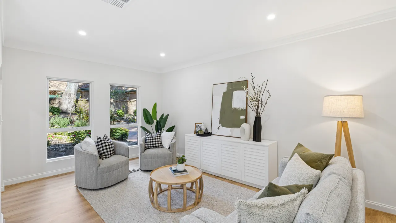Wattle Grove Villa 5 - Lounge Room