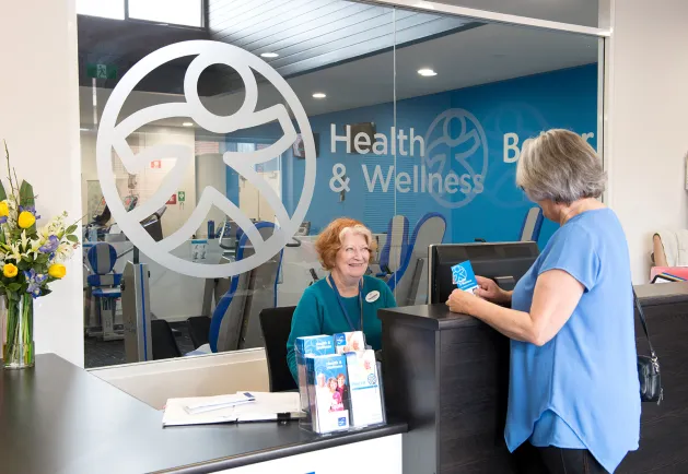 PKC Health & Fitness lady with receptionist