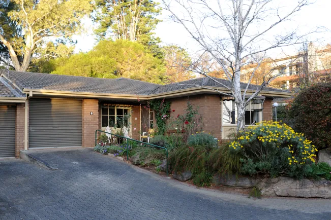 Retirement_Living_Coach_house_Mews_Southern_Cross_Care_units