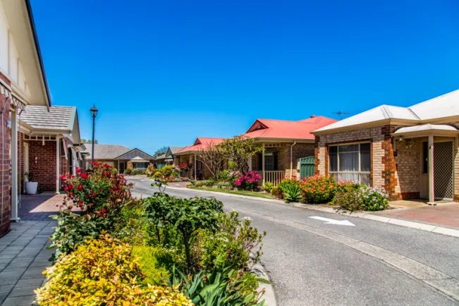 Retirement_Living_Pine_Springs_Southern_Cross_Care_outdoor